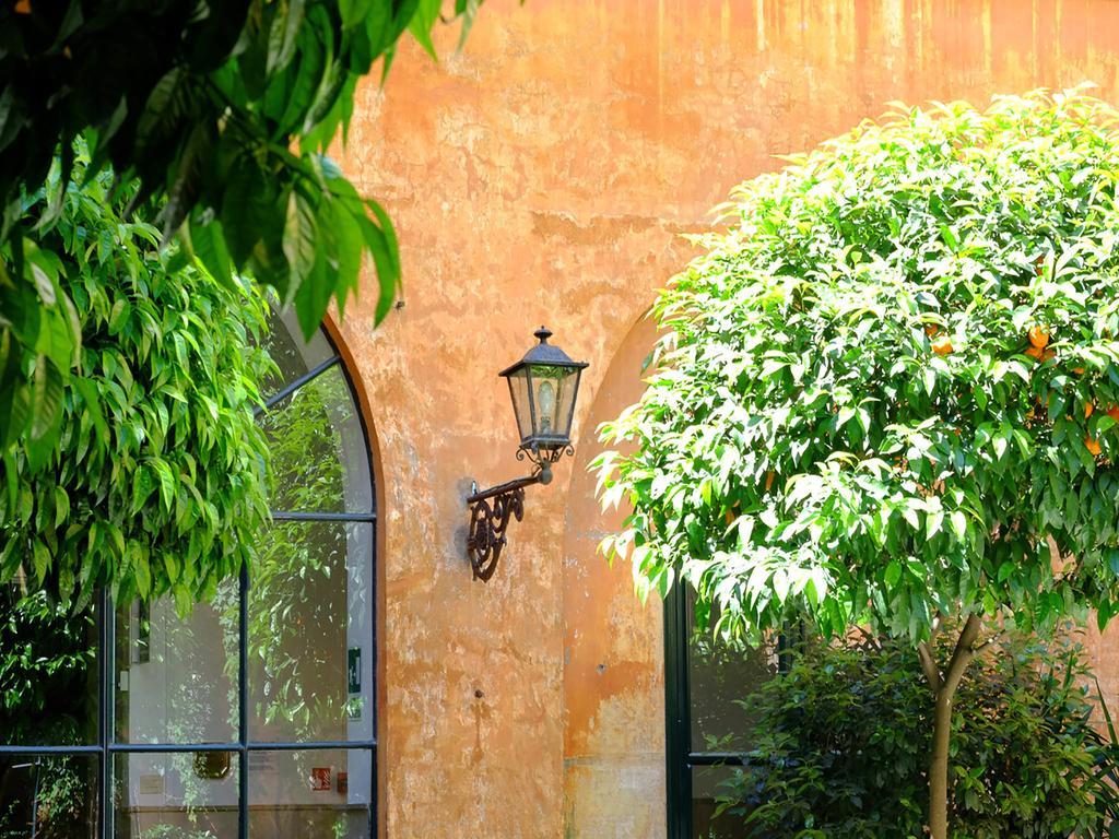 Casa Di Santa Francesca Romana A Ponte Rotto ภายนอก รูปภาพ