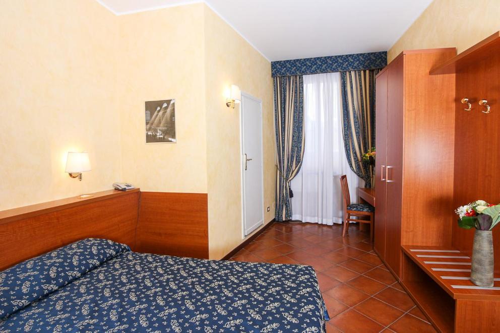 Casa Di Santa Francesca Romana A Ponte Rotto ภายนอก รูปภาพ